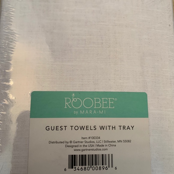 Guest Towels w Tray Disposable Bridal Baby Shower Bath Paper 32 Floral 3 Ply - Picture 2 of 4